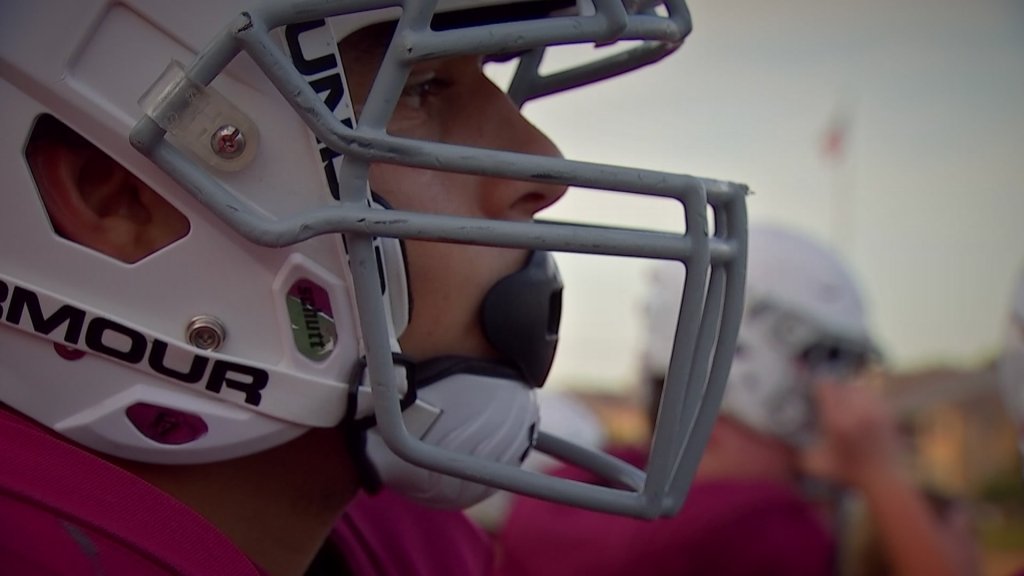 Heartwarming story of deaf first year football player