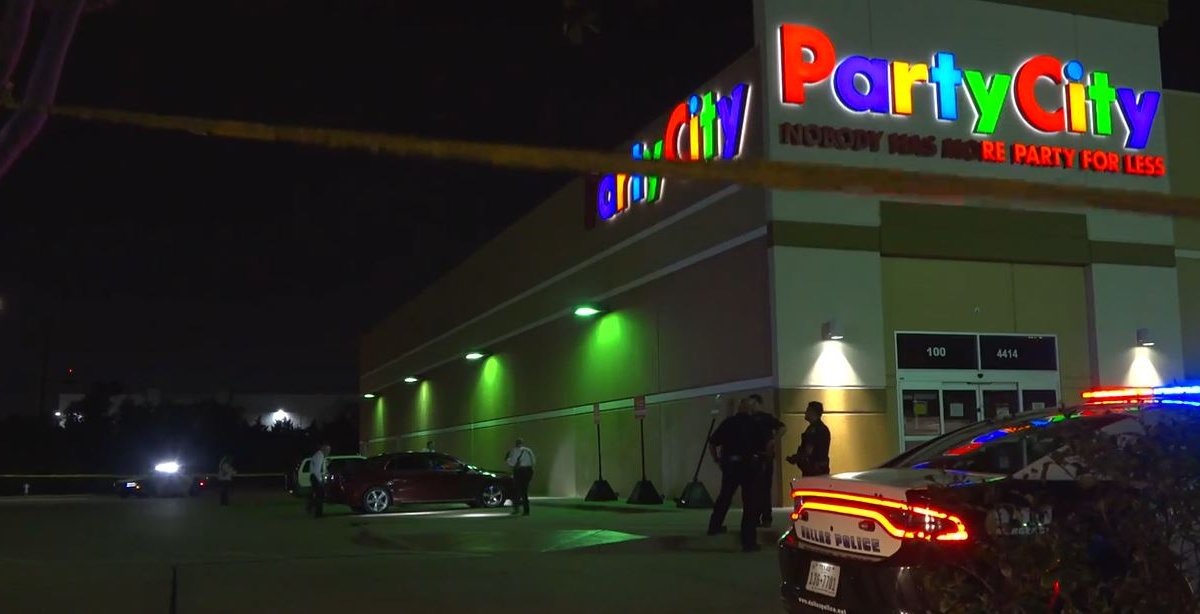 1 Dead, 1 Injured in Shooting at Dallas Shopping Center: Police - Vimarsana News