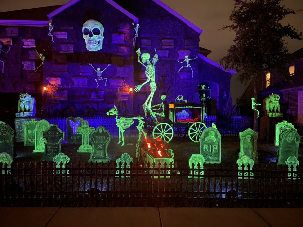 Night time Halloween House  Front Yard