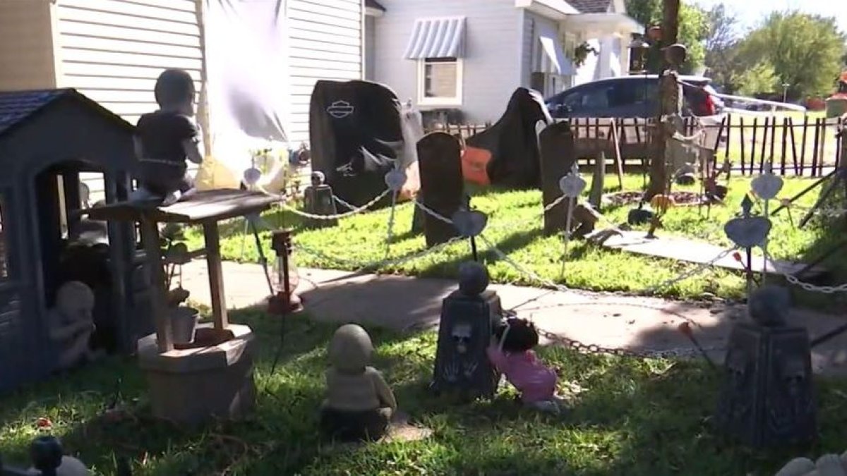 Haunted House in Waco Raises Money for Breast Cancer Research NBC 5