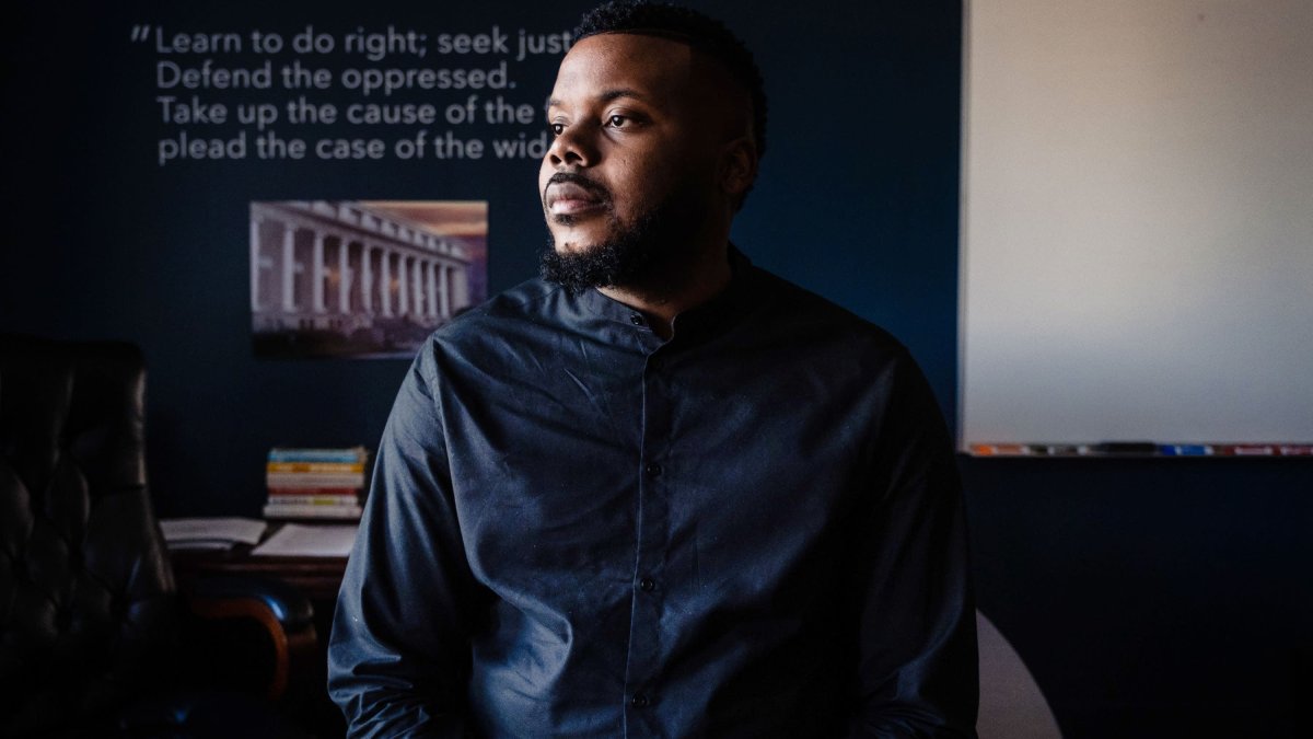 This Former California Mayor Created a Guaranteed Income Program While in Office. Why Michael Tubbs Says He's Still Obsessed With Ending Poverty - Vimarsana News