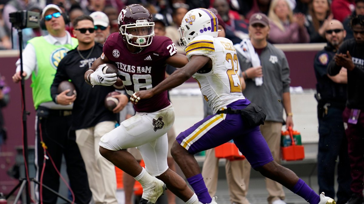 Achane, Spiller Help No. 16 A&M rout Prairie View – NBC 5 Dallas-Fort Worth Achane, Spiller Help No. 16 A&M rout Prairie View – NBC 5 Dallas-Fort Worth