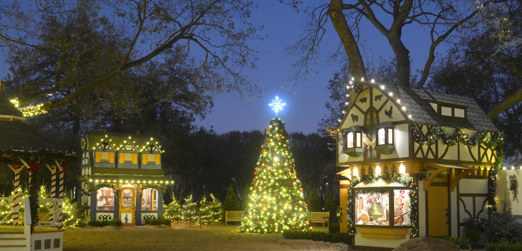 Dallas Arboretum Christmas Village