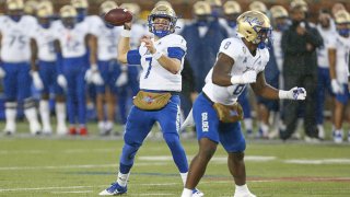 Tulsa Golden Hurricane quarterback Davis Brin (7) passes during the game between SMU and Tulsa on Nov. 27, 2021 at Gerald J. Ford Stadium in Dallas, Texas.