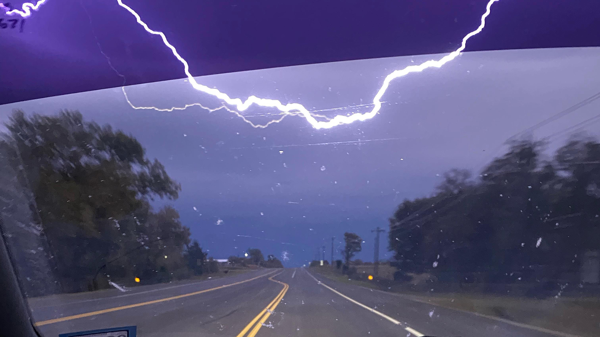 Lightning show<br />
This was taken on my way home to Emory from Rockwall