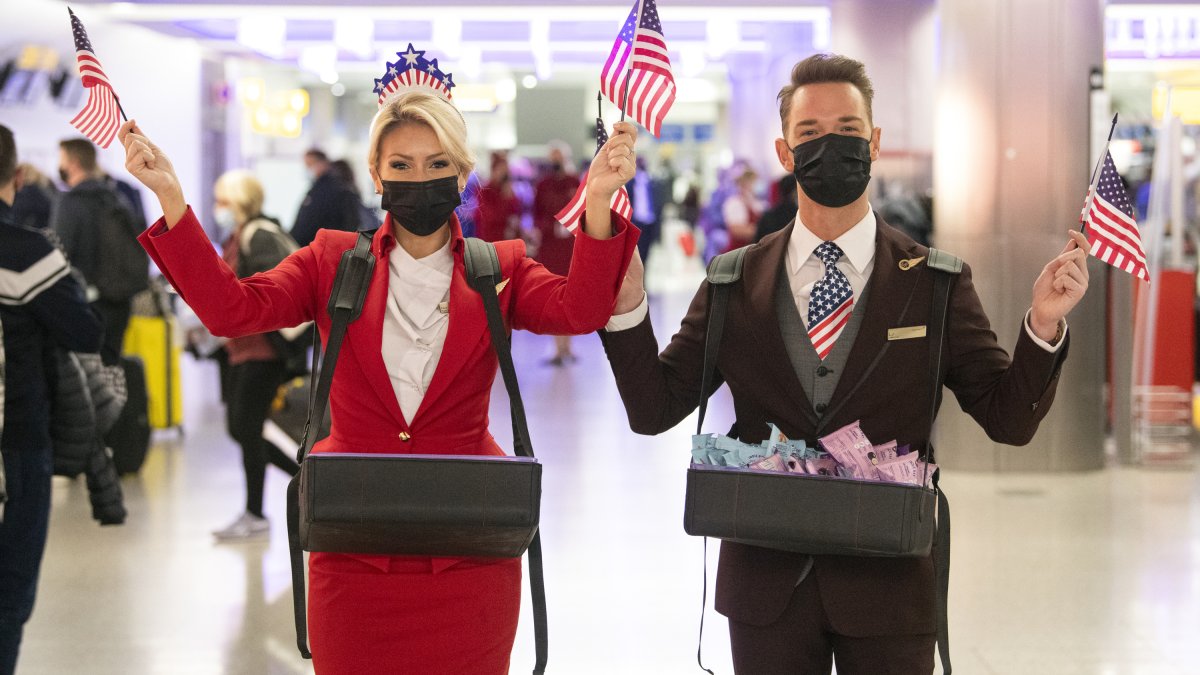 US Lifts Pandemic Travel Ban, Opens Doors to Visitors – NBC 5 Dallas-Fort Worth US Lifts Pandemic Travel Ban, Opens Doors to Visitors – NBC 5 Dallas-Fort Worth
