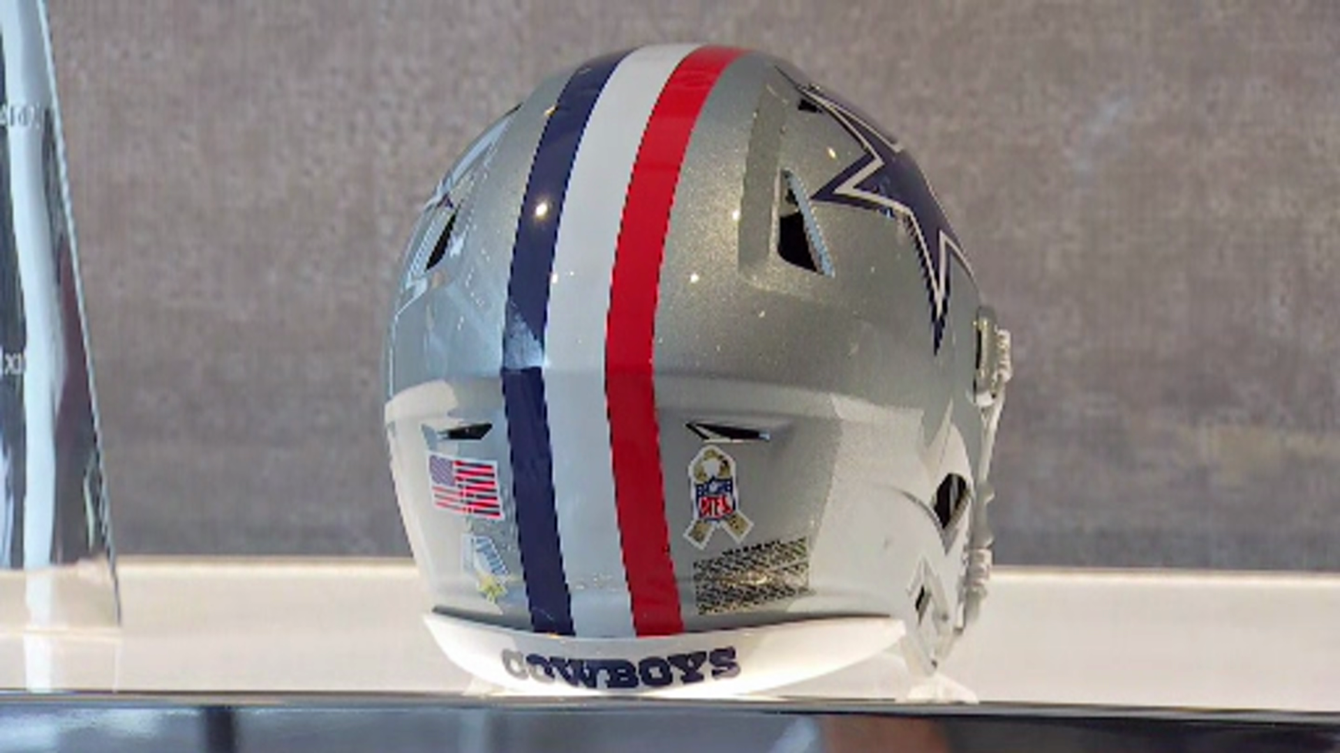 Dallas Cowboys to wear new helmets Sunday to honor armed forces - Sports  Illustrated