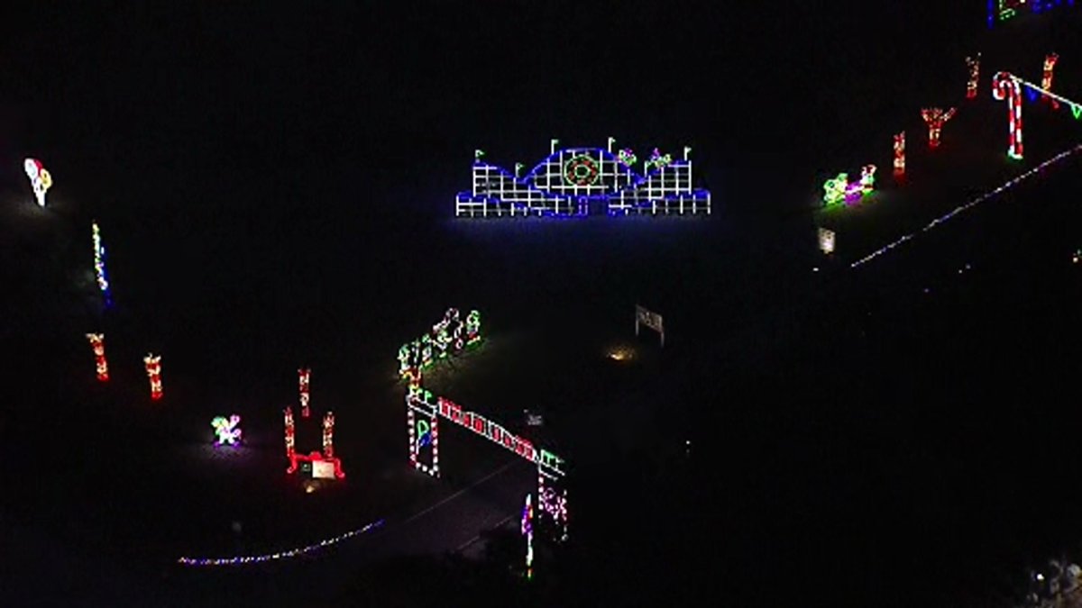 Grand Prairie Lights Attraction Begins on Thanksgiving Day NBC 5