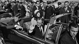8 Strange Details About JFK's 1961 Limo – NBC 5 Dallas-Fort Worth