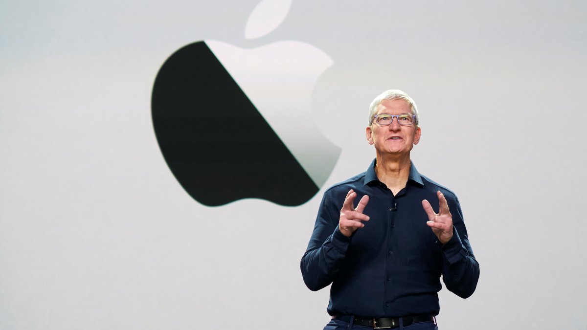 Apple's Decision to Stop Selling Products in Russia Puts Pressure on Other Smartphone Makers - Vimarsana News