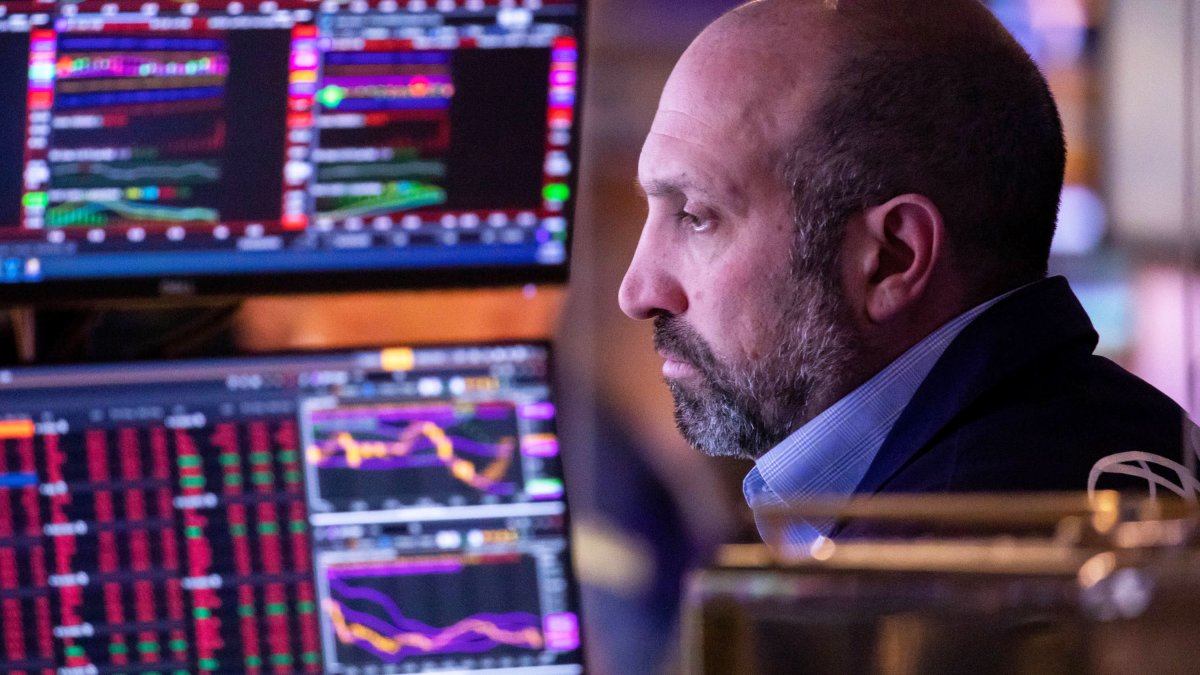 Cramer's Investing Club: What We Learned This Week and What We Are Watching Next Week - Vimarsana News
