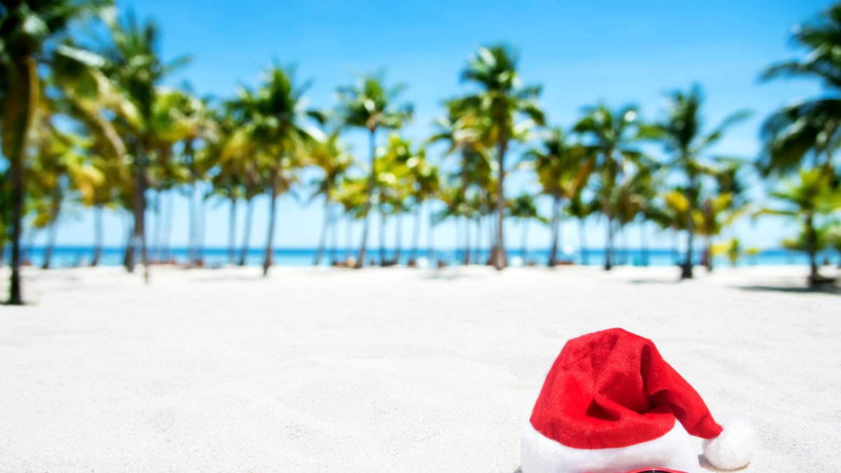 The Country That Celebrates Christmas for More Than 4 Months a Year - Vimarsana News