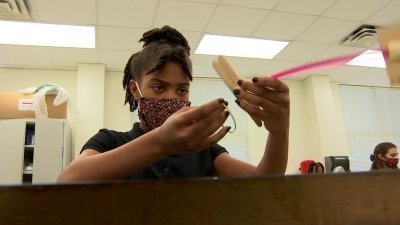 Fewer Lectures, More Projects for Students in Cedar Hill ISD