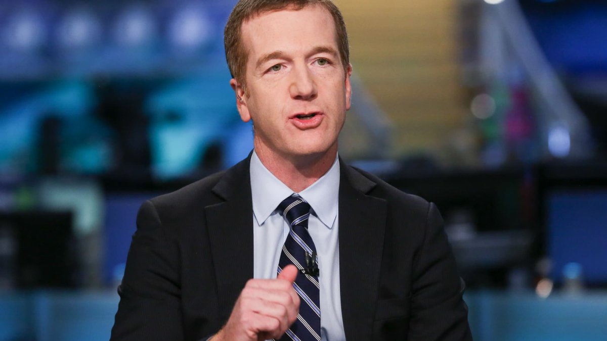 'Double Down' on Defense Because Stocks Will Plunge Another 10%, Morgan Stanley's Mike Wilson Warns – NBC 5 Dallas-Fort Worth - Vimarsana News