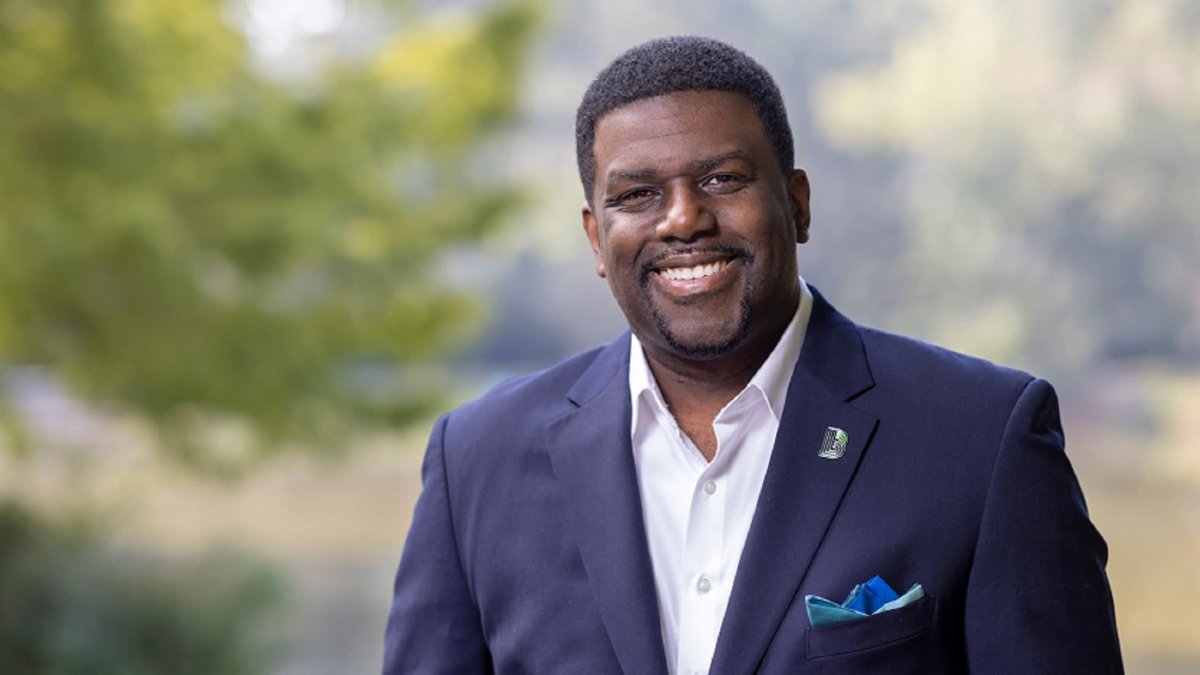 First Black CEO of Big Brothers Big Sisters of America: After Landing the Job, I Thought of Ahmaud Arbery - Vimarsana News