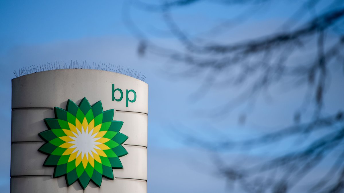 BP CEO Says Oil and Gas Giant Is a 'Greening Company,' Refutes Greenwashing Accusations – NBC 5 Dallas-Fort Worth - Vimarsana News