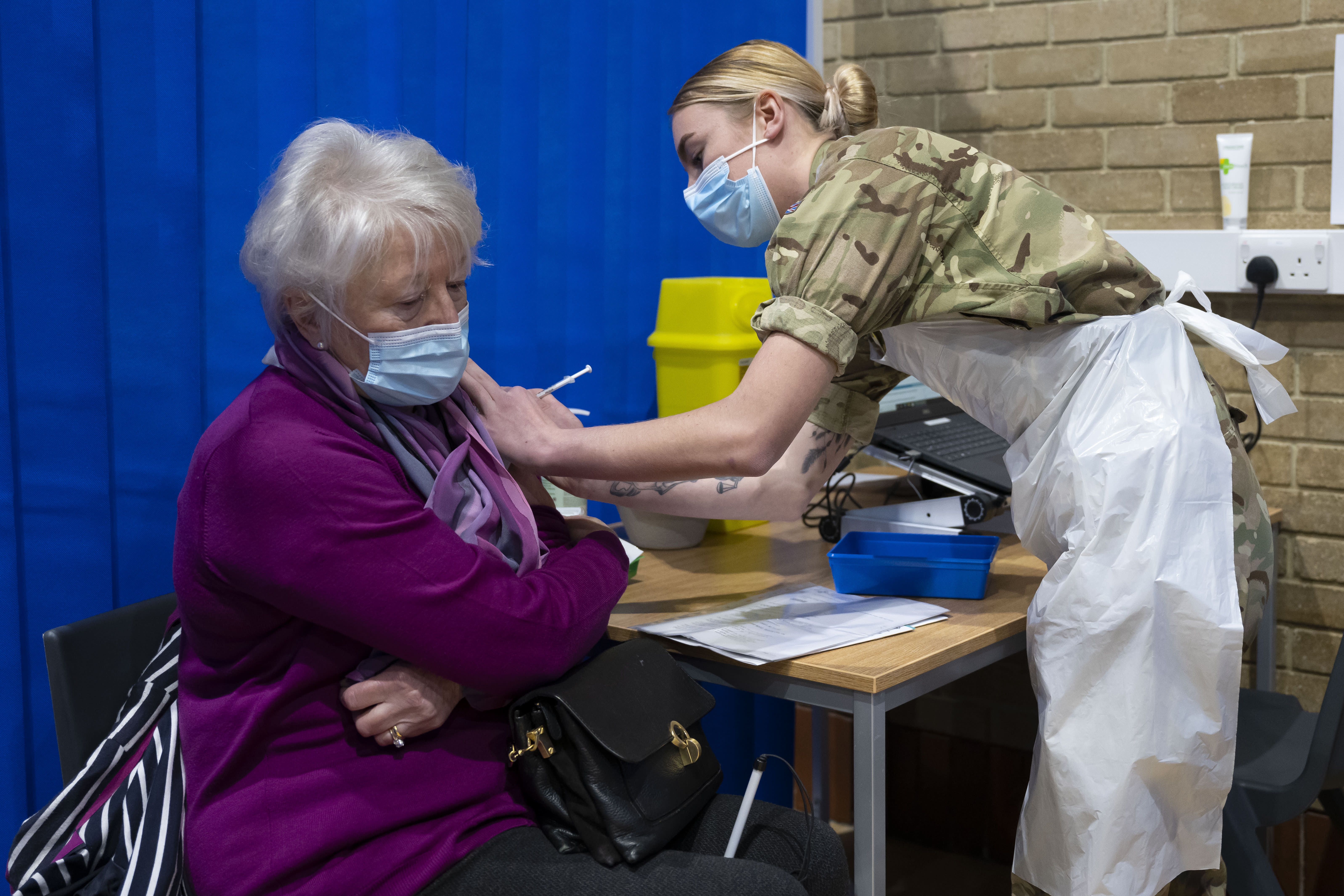 UK to Roll Out Additional Covid Vaccine Shot for Over 75s and Vulnerable People Within Weeks - Vimarsana News