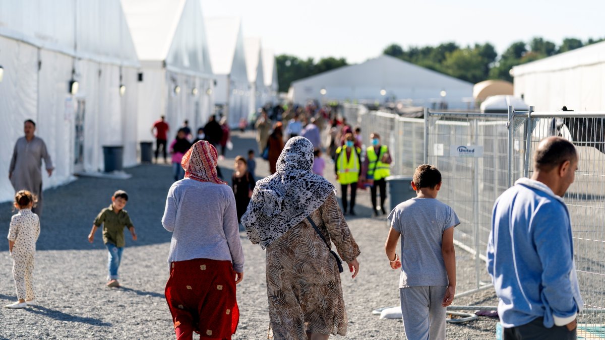 He spoke no English, had no lawyer. An Afghan man's case offers a glimpse into US immigration court