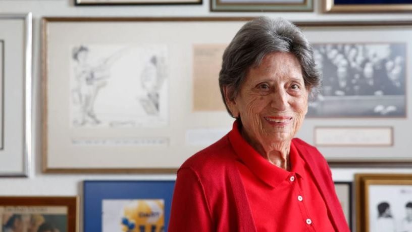 Adlene Harrison, First Woman to Serve as Dallas Mayor, Dies at 98 - Vimarsana News