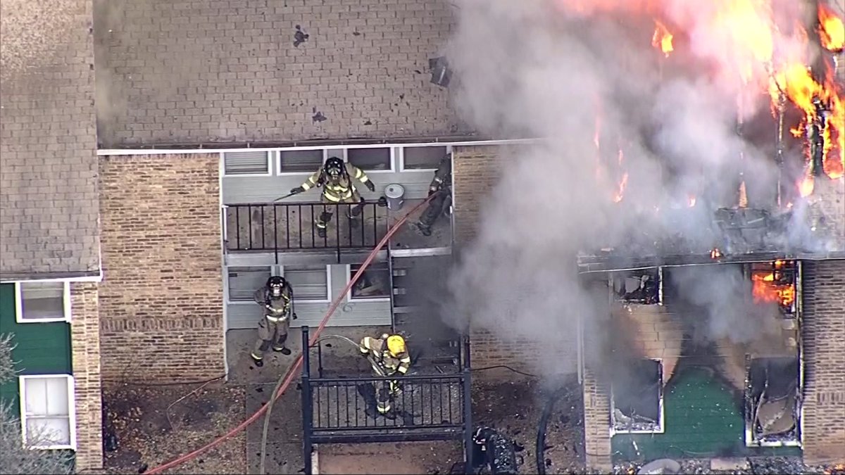 Fort Worth Apartment Building Consumed by Fire – NBC 5 Dallas-Fort Worth - Vimarsana News