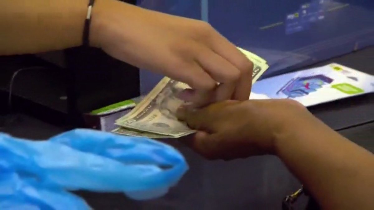 August Inflation Report Grows Concern – NBC 5 Dallas-Fort Worth - Vimarsana News