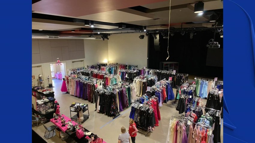 Prom Closet' Offers Free Boutique Experience for High Schoolers  NBC 5  Dallas-Fort Worth