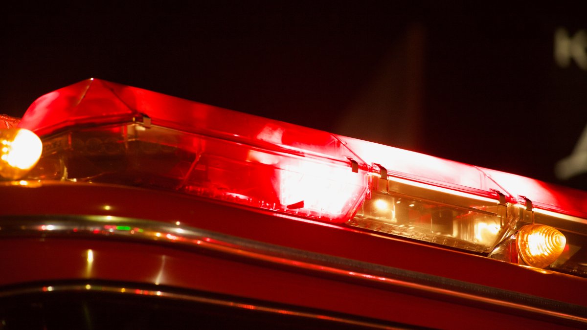 Texas Firefighter Killed in Crash While Working on Vehicle Fire – NBC 5 Dallas-Fort Worth - Vimarsana News