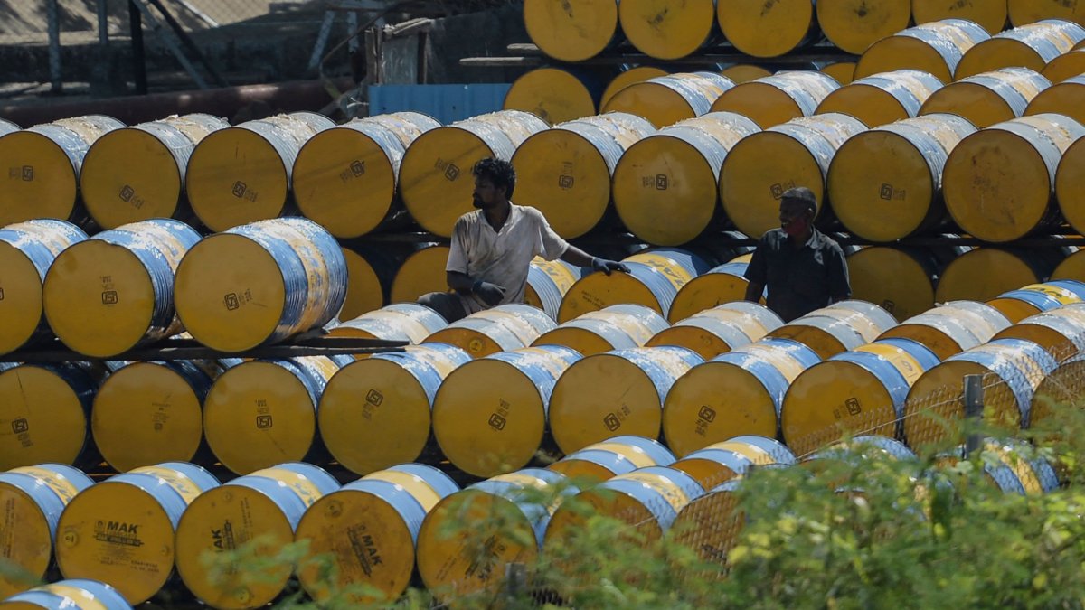 Asia Will Become the 'Default Market' for Russian Oil, Dan Yergin Says – NBC 5 Dallas-Fort Worth - Vimarsana News
