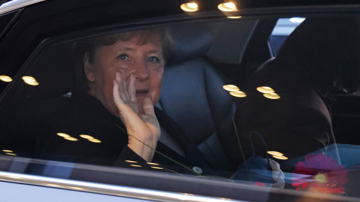 With Putin's War in Europe, the Legacy of Germany's Merkel Is Now Being Seen in a Very Different Light - Vimarsana News