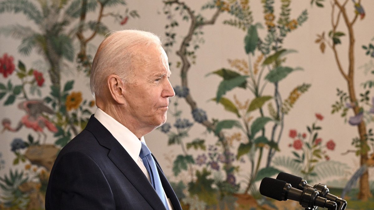 Biden Heads to Poland to Showcase the Human Cost of Russia's War on Ukraine - Vimarsana News