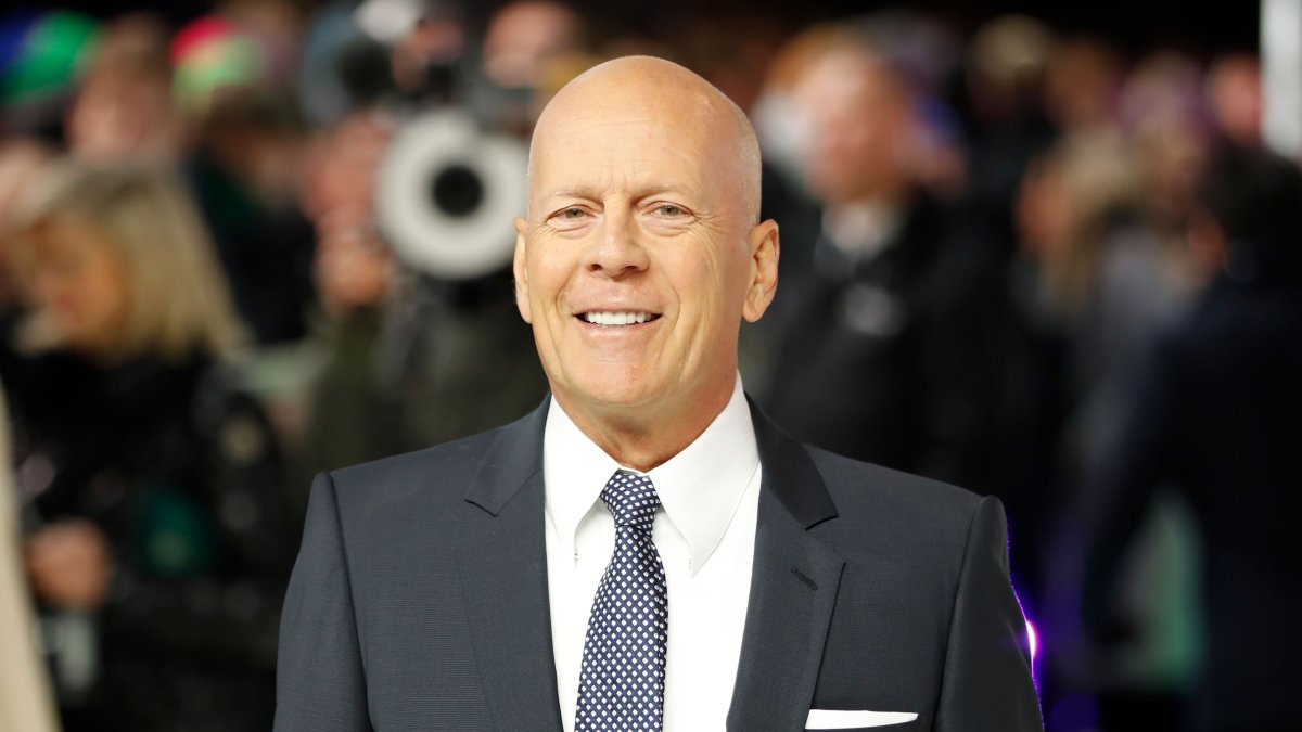 Bruce Willis and Daughter Mabel Are Too Cute Dancing to Lizzo's 'About Damn Time' – NBC 5 Dallas-Fort Worth - Vimarsana News