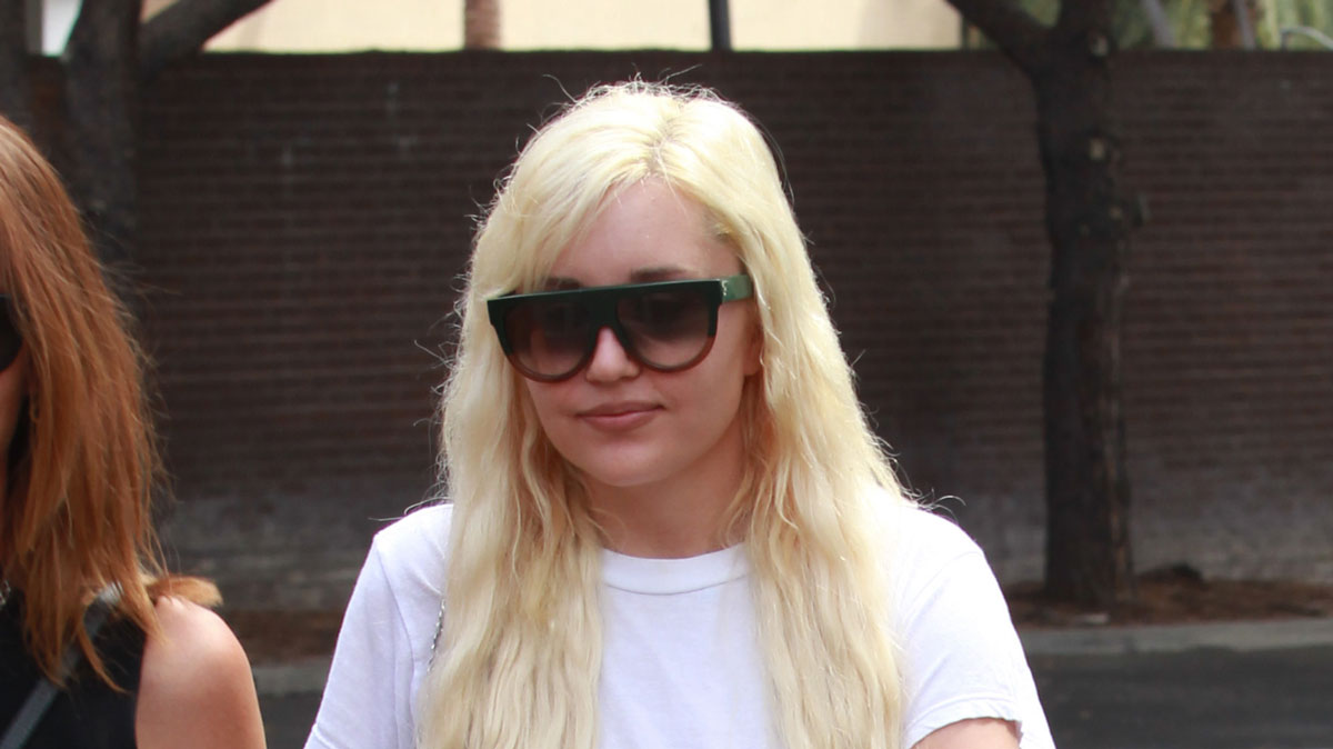 Did Amanda Bynes Get a New Face Tattoo She Shows Off Ink on IG