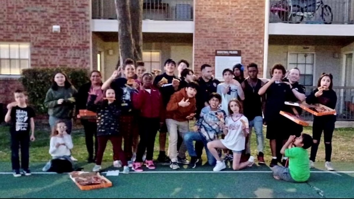 Plano Police Turn Disturbance Call Into a Pizza Party - Vimarsana News