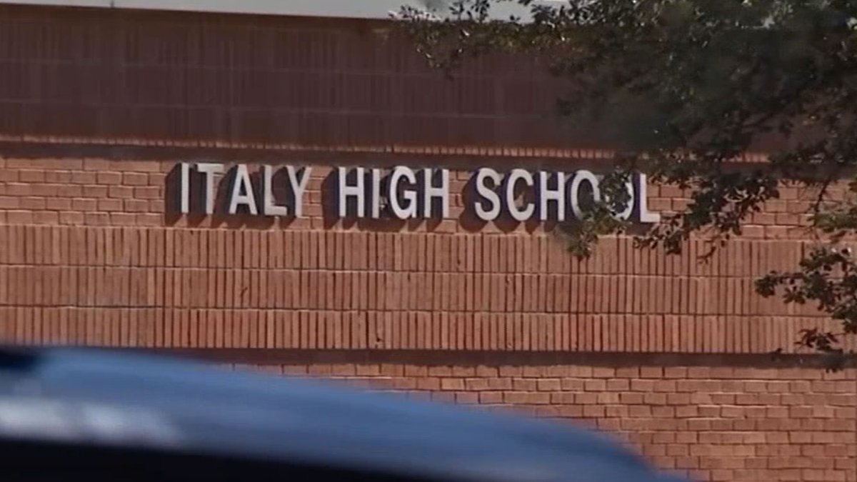 Man Who Shot Classmate in High School Cafeteria Dies in Prison – NBC 5 Dallas-Fort Worth - Vimarsana News
