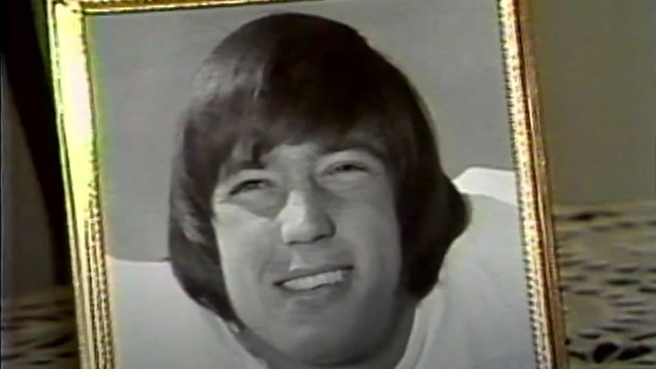 Kent Waldrep, TCU Rusher Paralyzed During a Game, Dies at 67 - Vimarsana News