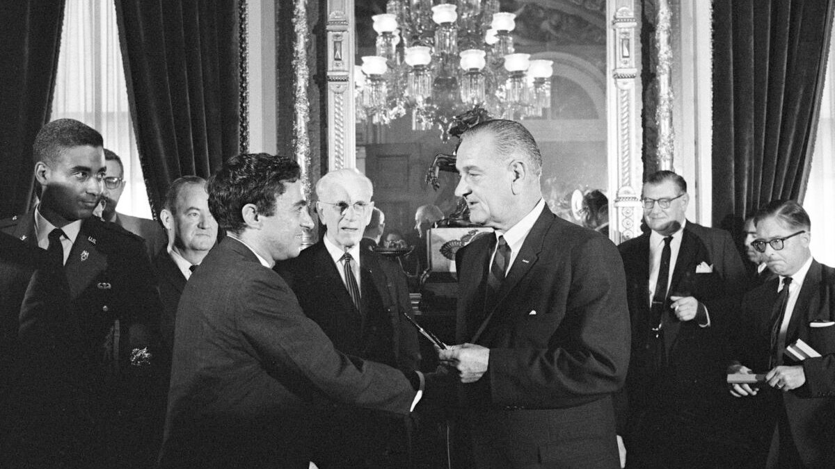 UT Briscoe Center Receives Archives From JFK Speechwriter – NBC 5 Dallas-Fort Worth - Vimarsana News