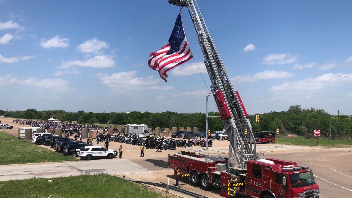 Medal of Honor Motorcade Travels Through North Texas Escorting National