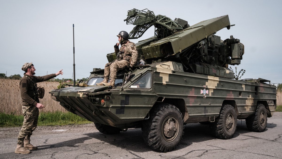 Russia Investing 'Significant Effort' in Eastern Offensive; Zelenskyy Says Kremlin Defeat Is Obvious. Follow Our Live Updates – NBC 5 Dallas-Fort Worth - Vimarsana News