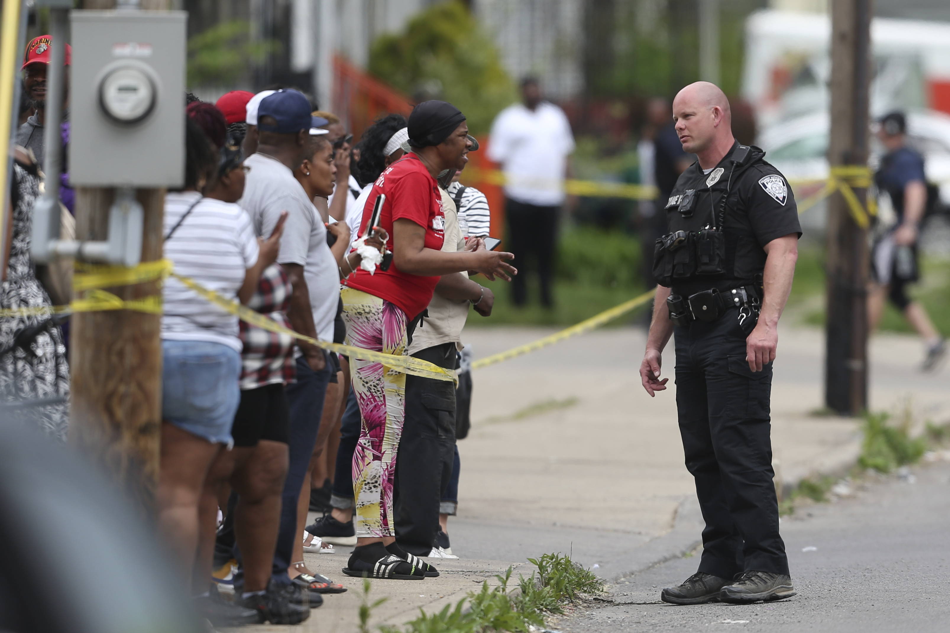 See Photos of Tops Friendly Market Supermarket Mass Shooting in Buffalo, New York – NBC 5 Dallas-Fort Worth