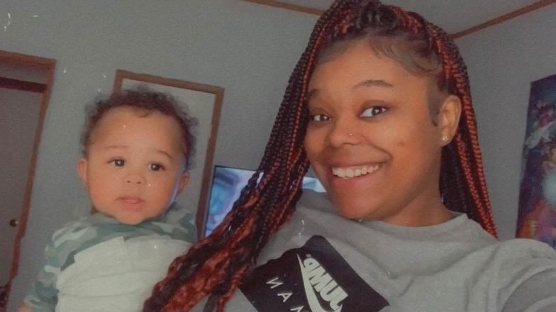 Texas Mother Travels Two-Hours Round Trip in Search of Baby Formula Amid Shortage - Vimarsana News