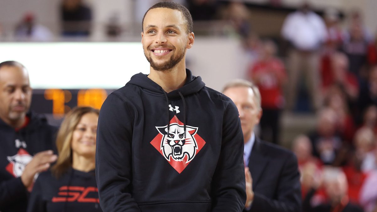 Stephen Curry Graduates College 13 Years After Leaving For NBA