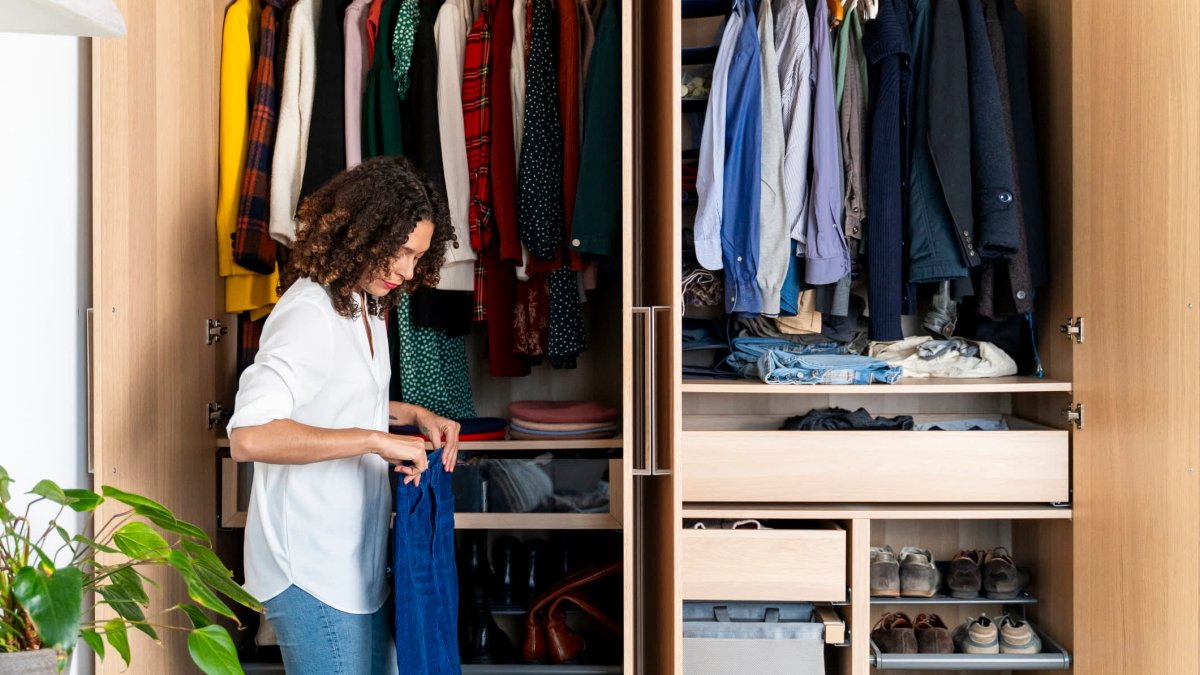 Here's How to Make Money Off the Clothes You Used to Wear to the Office - Vimarsana News