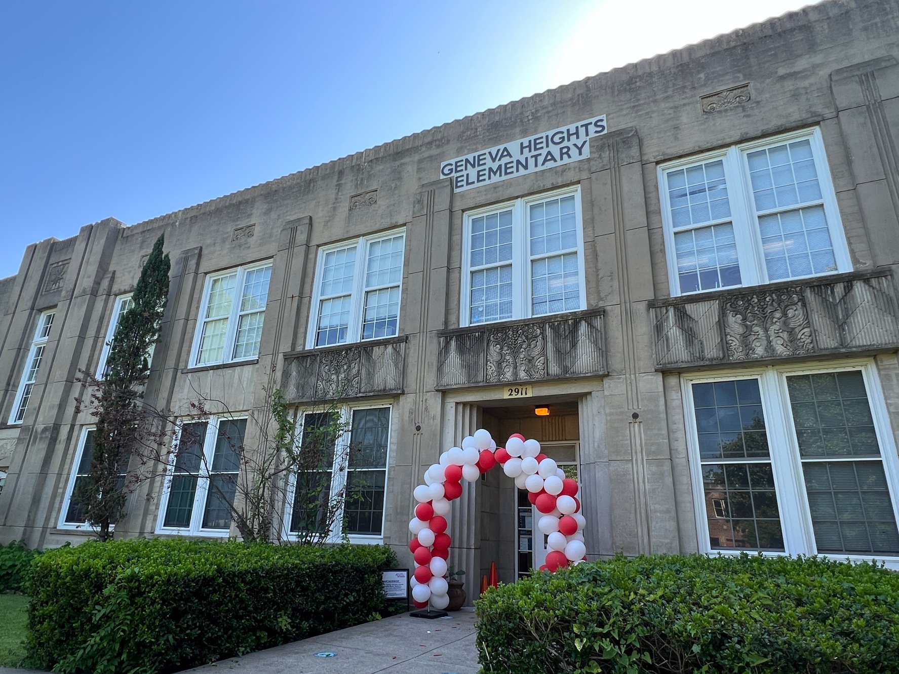 Dallas ISD Students Say Goodbye to School Building NBC 5 DallasFort