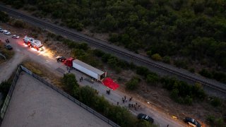 At Least 40 Migrants Found Dead In Truck In San Antonio