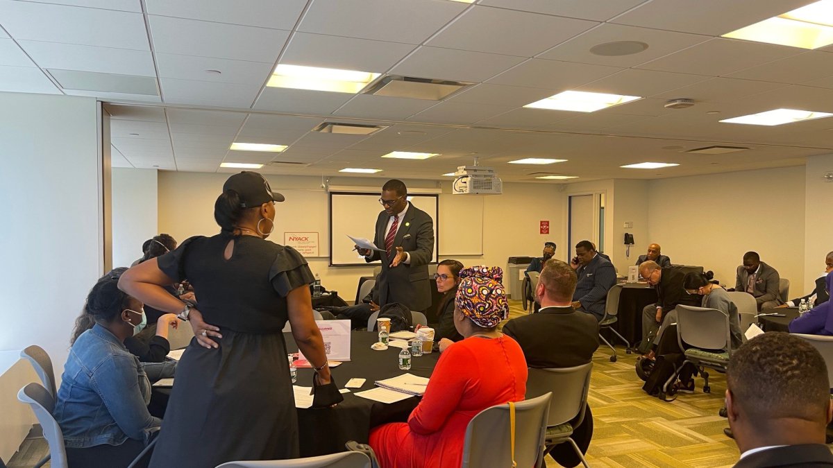 Clergy Gather to Find Solutions to Gun Violence - Vimarsana News