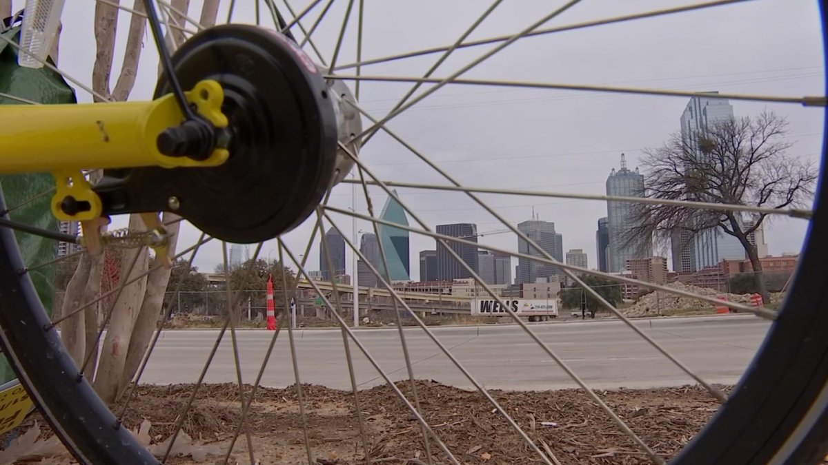 Dallas Considers Bringing Back Rental Scooters and Bikes NBC 5 Dallas