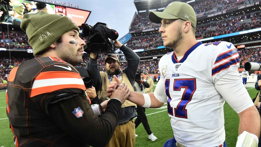 Helmet-less Baker Mayfield headbutts Panthers teammates to celebrate TNF  win – NBC Sports Chicago