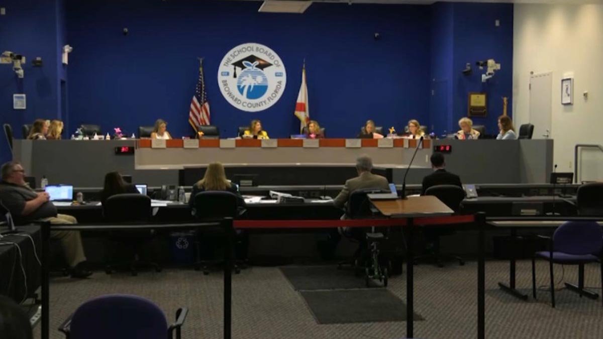 Gov. DeSantis Suspends 4 Broward School Board Members from Office – NBC 5 Dallas-Fort Worth - Vimarsana News