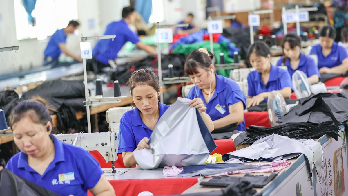 Slowing Demand in the U.S., Europe and China Could Hurt Asian Exporters, HSBC Says - Vimarsana News