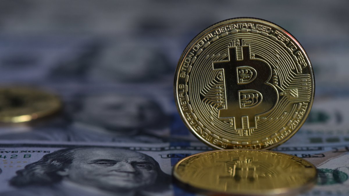 What 'Crypto Winter?' Schwab Launches ETF Giving Investors Significant Cryptocurrency Exposure – NBC 5 Dallas-Fort Worth - Vimarsana News